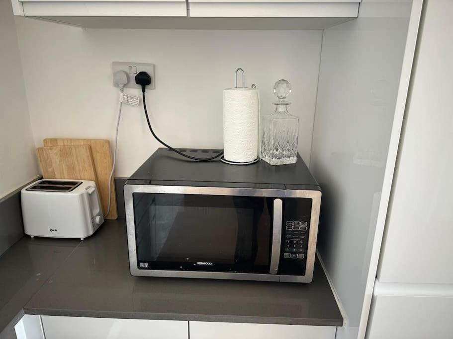 Flat 303 One Bedroom Apartment Бирмингам Екстериор снимка